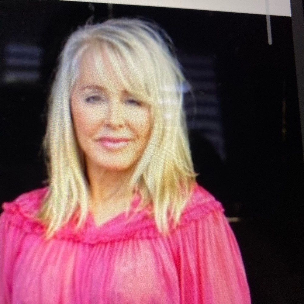 Meet your Posher, Caroline